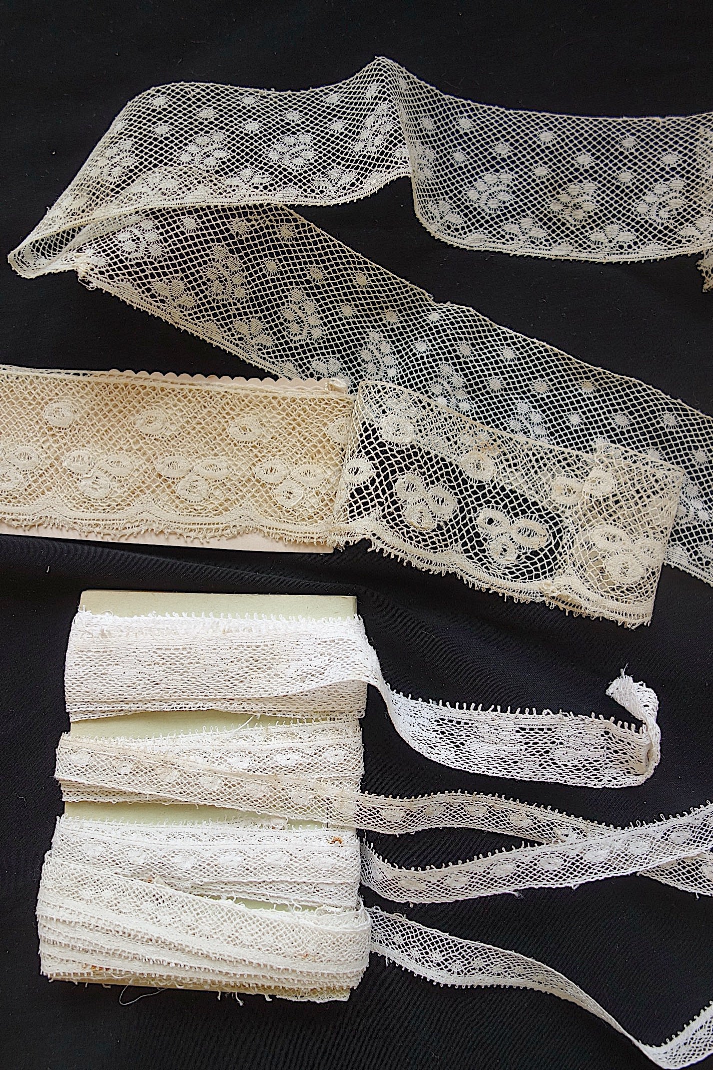 アンティークレース 7種