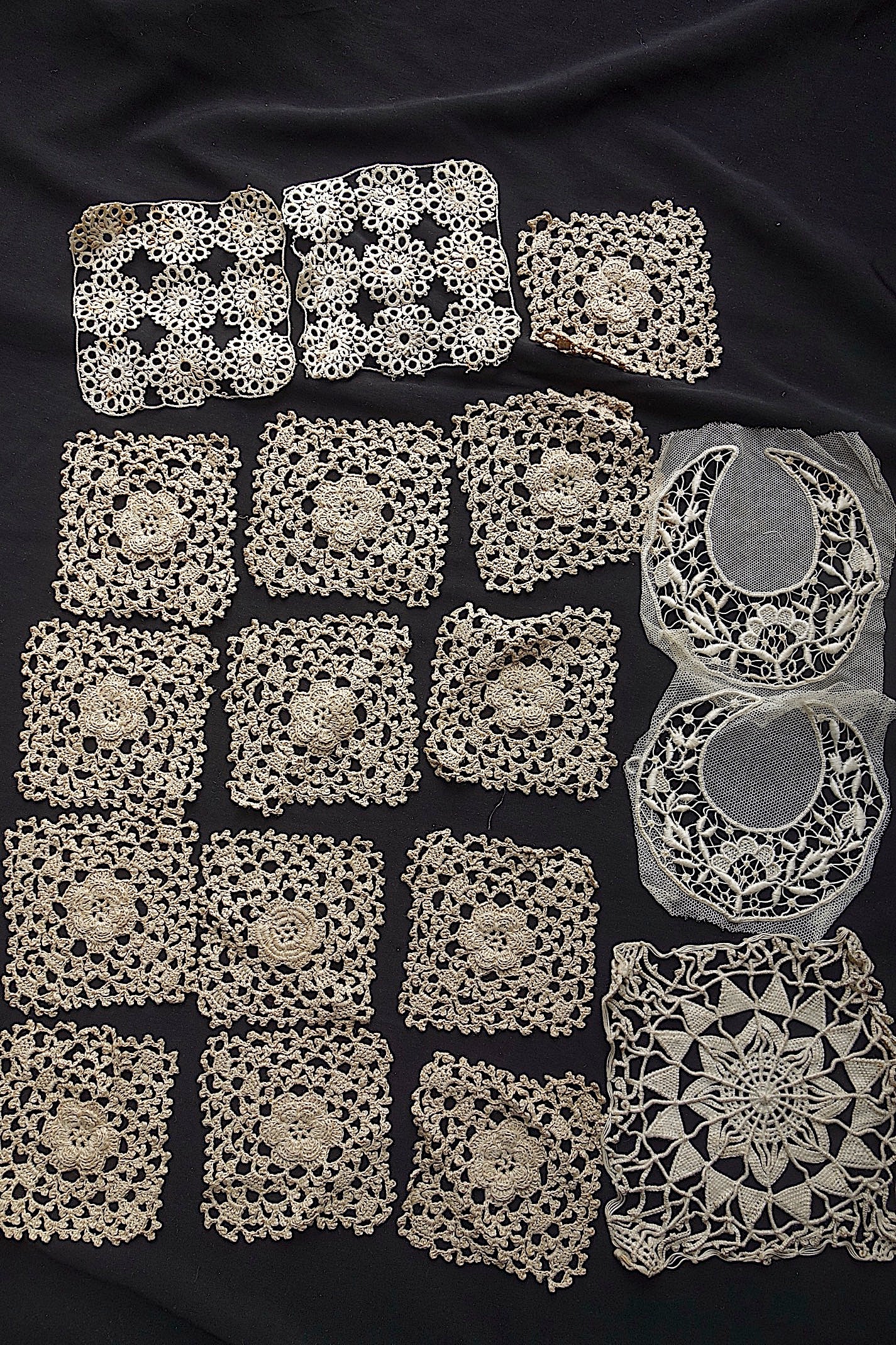 アンティークレース　モチーフlots 1