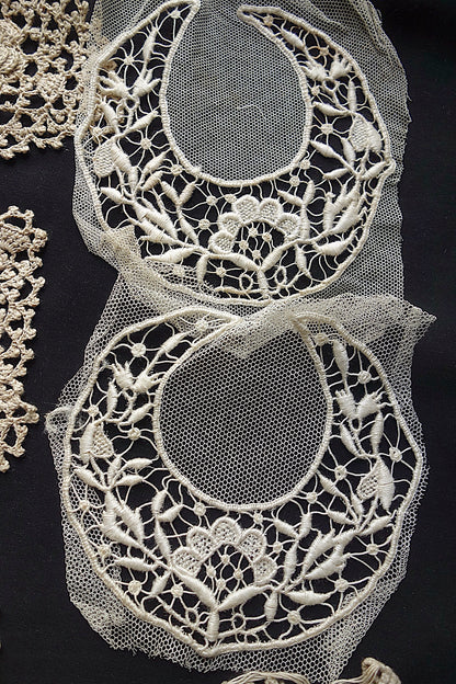 アンティークレース　モチーフlots 1