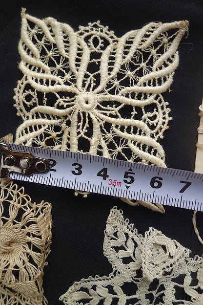 アンティークレース　モチーフlots2