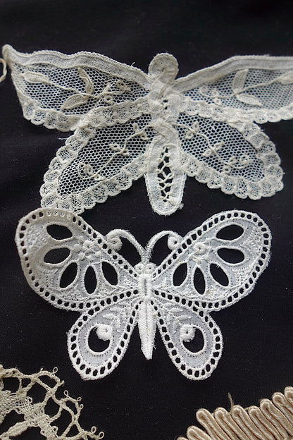 アンティークレース　モチーフlots2