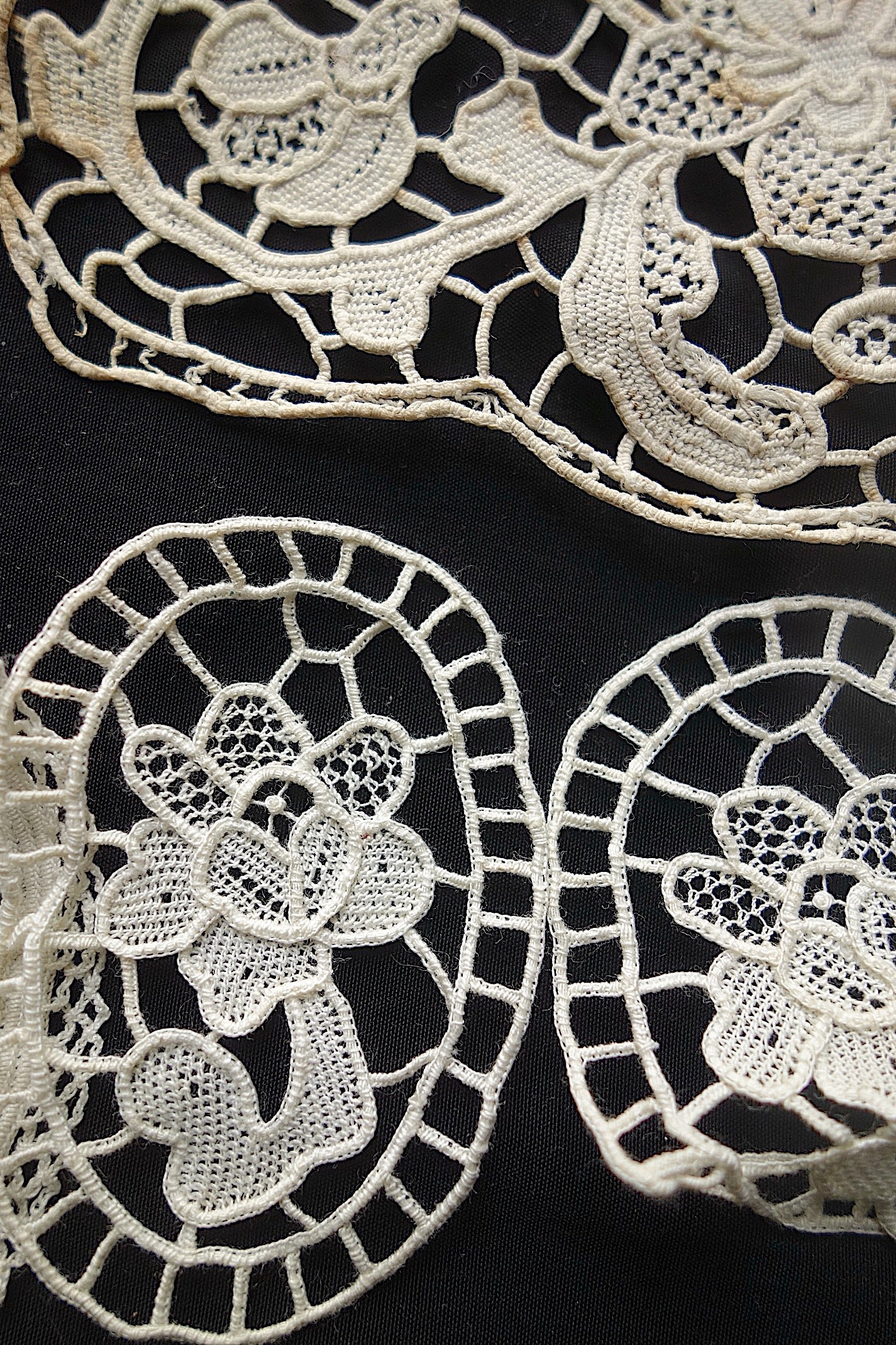 アンティークレース　モチーフlots3