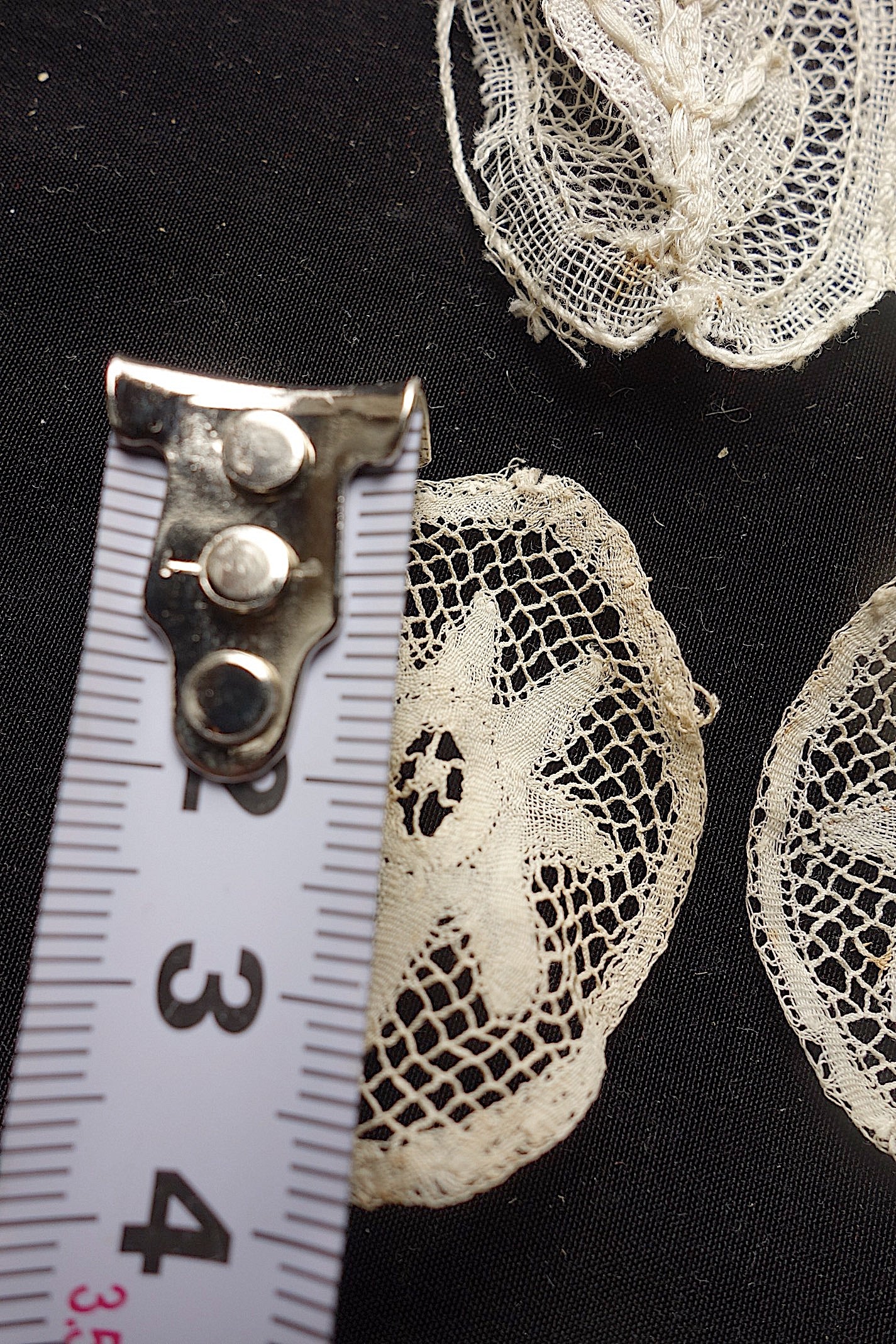 アンティークレース　モチーフlots4