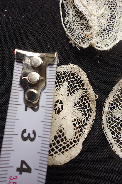 アンティークレース　モチーフlots4