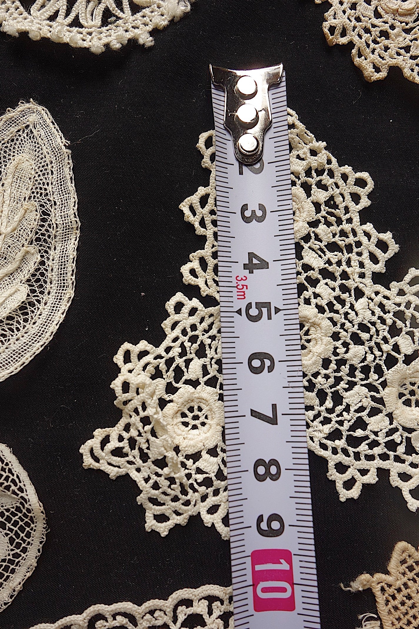 アンティークレース　モチーフlots4