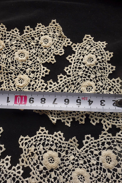 アンティークレース　モチーフlots4