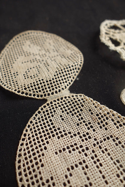 アンティークレース　モチーフlots4