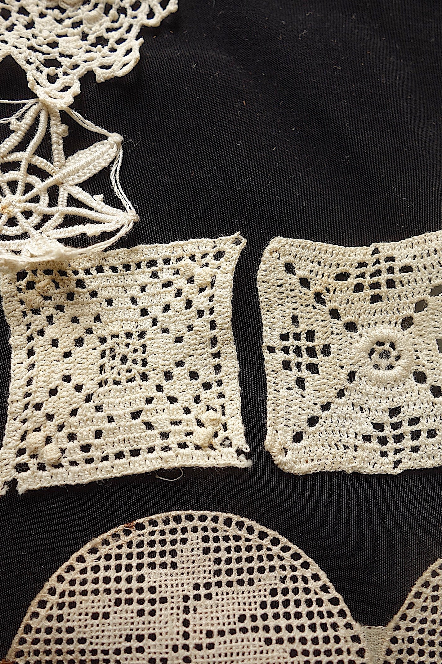 アンティークレース　モチーフlots4