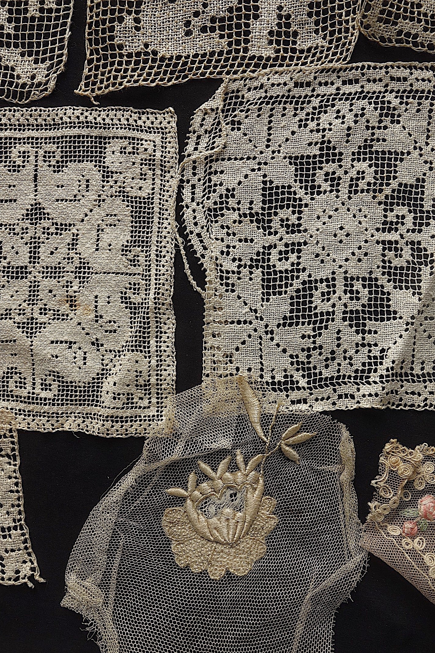 アンティークレース　モチーフlots6