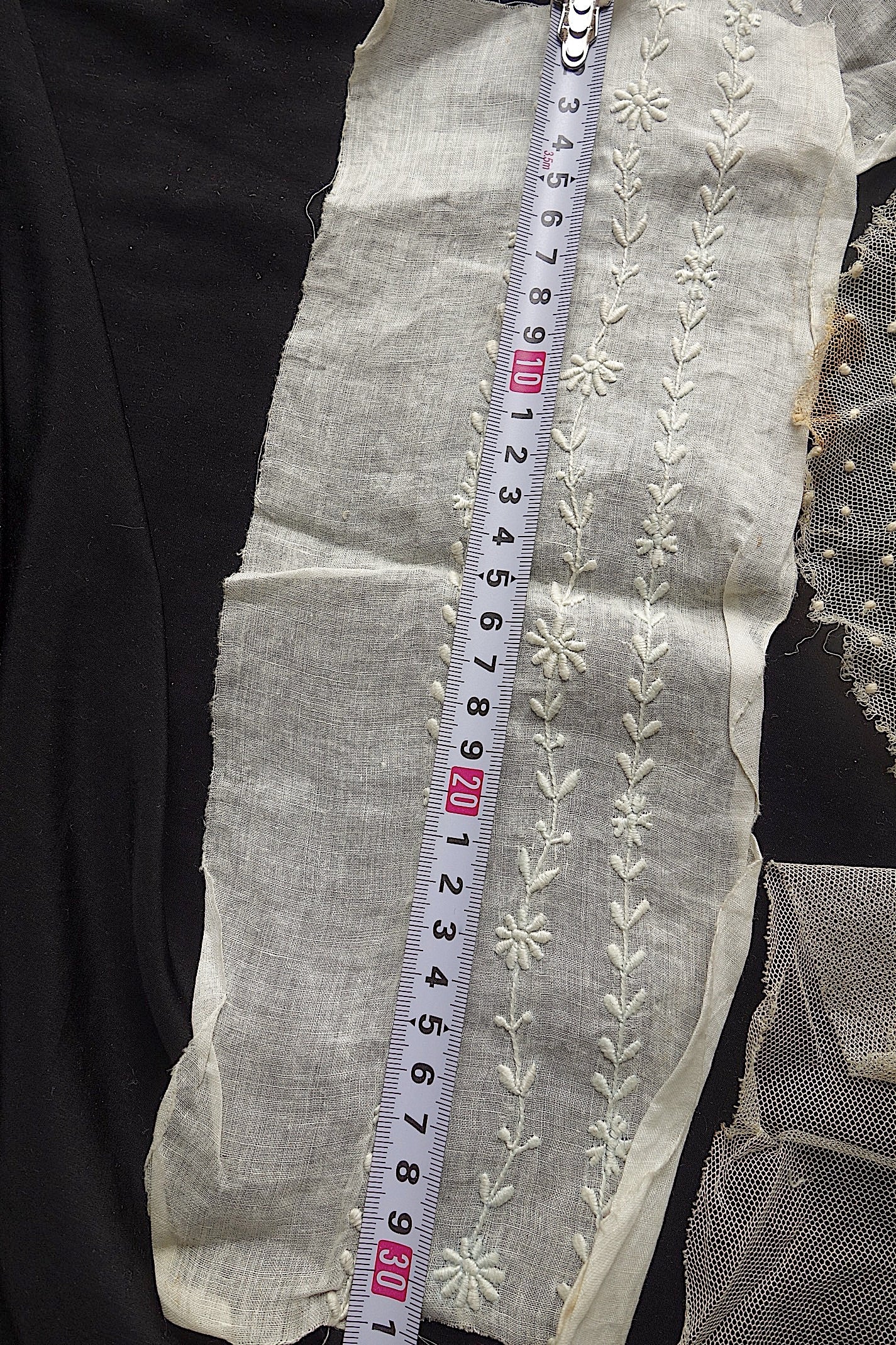 アンティークレース　モチーフlots7