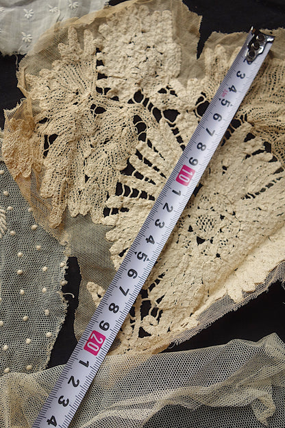 アンティークレース　モチーフlots7