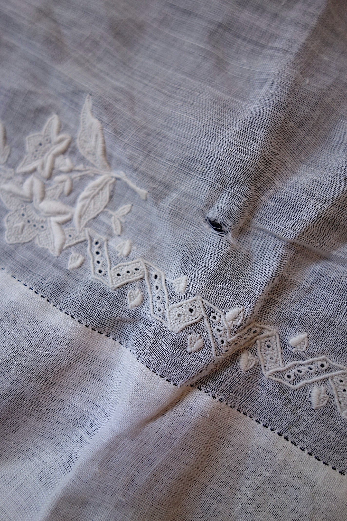 アンティークレース　ハンカチ２枚