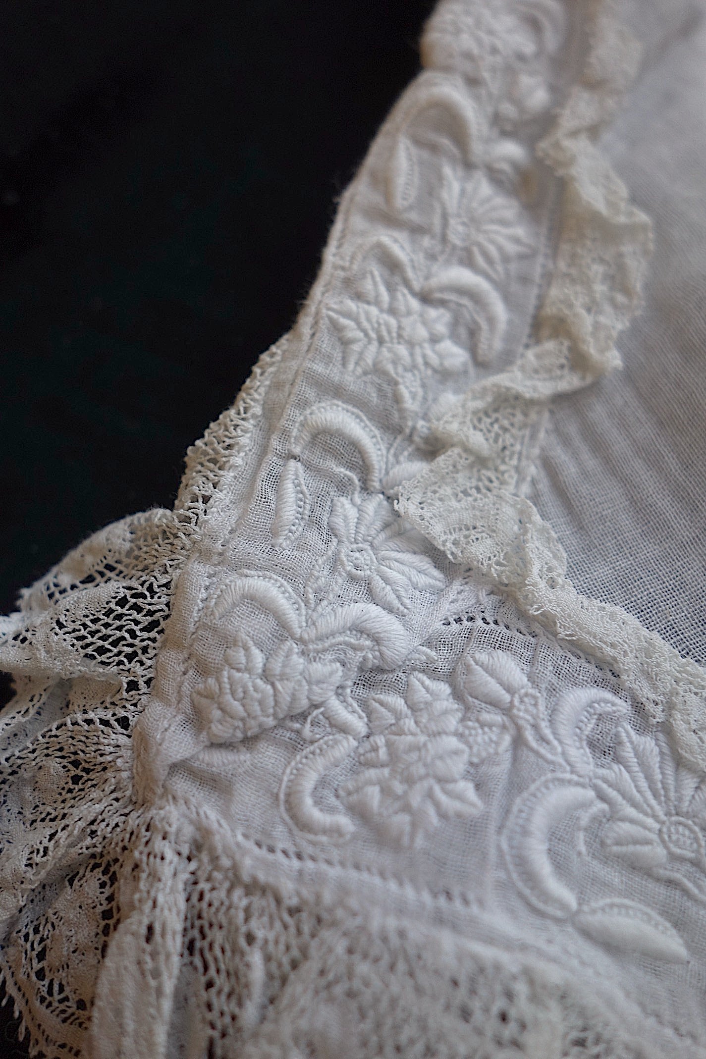 アンティークレース　袖lots2