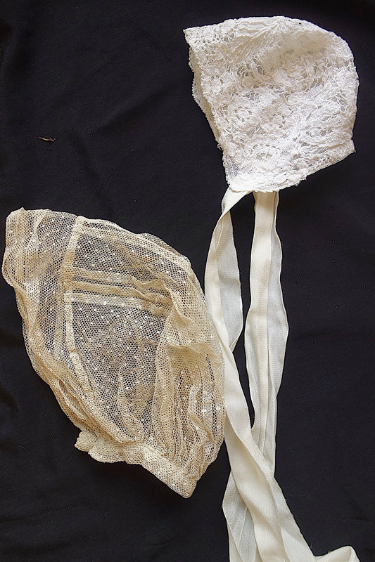 アンティークレース　ボネ　2つ