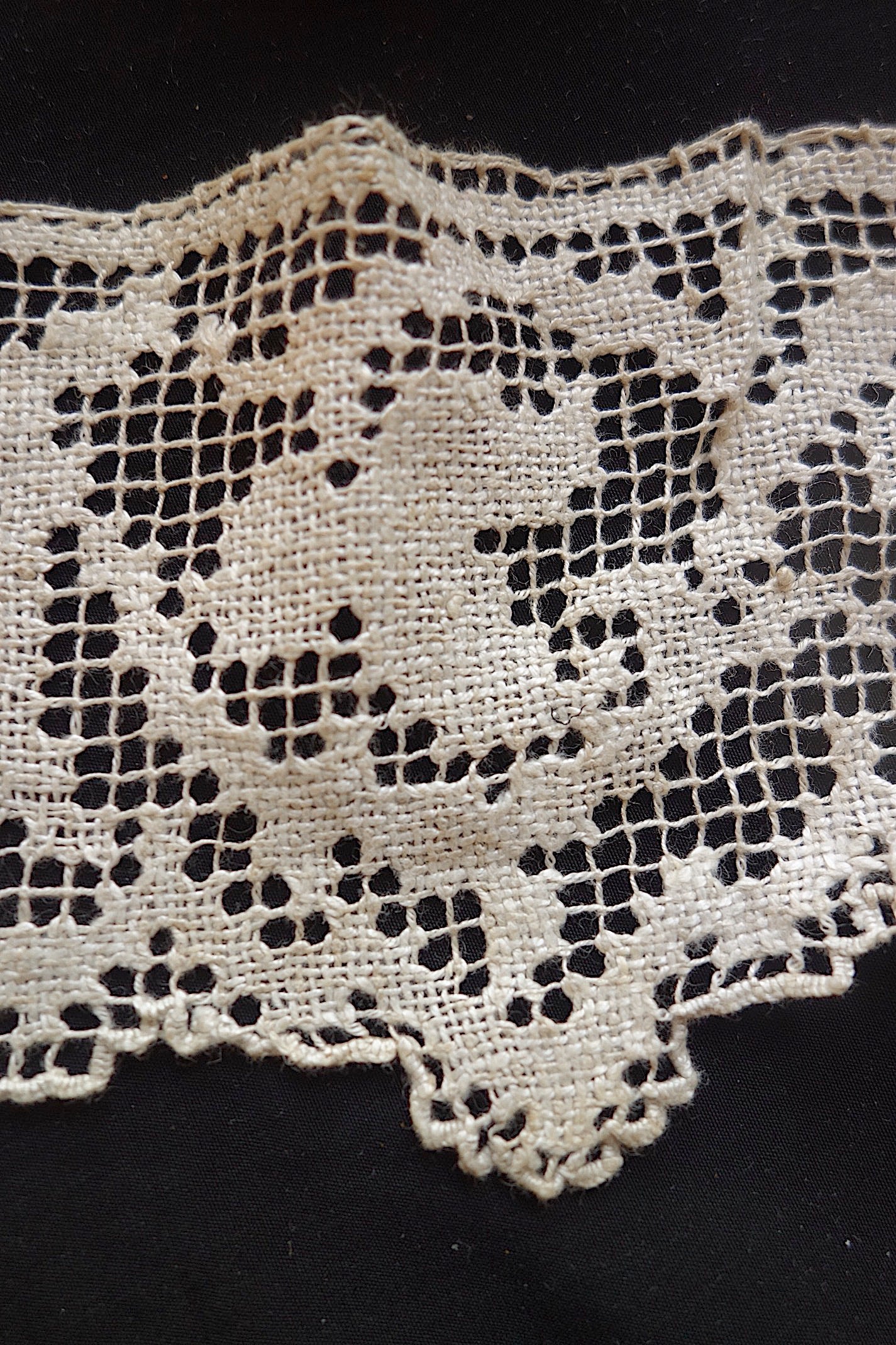 アンティークレース　フィレレース2つ