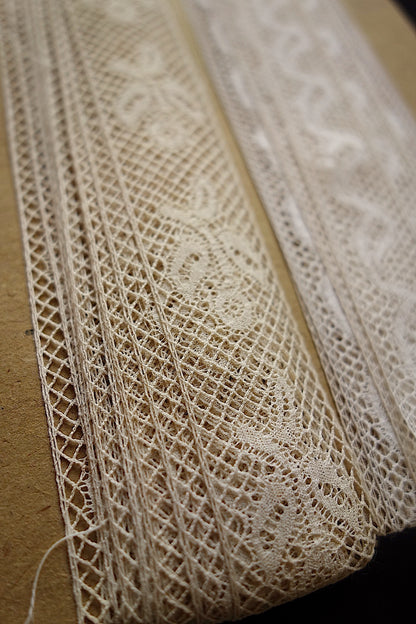 アンティークレース　2本