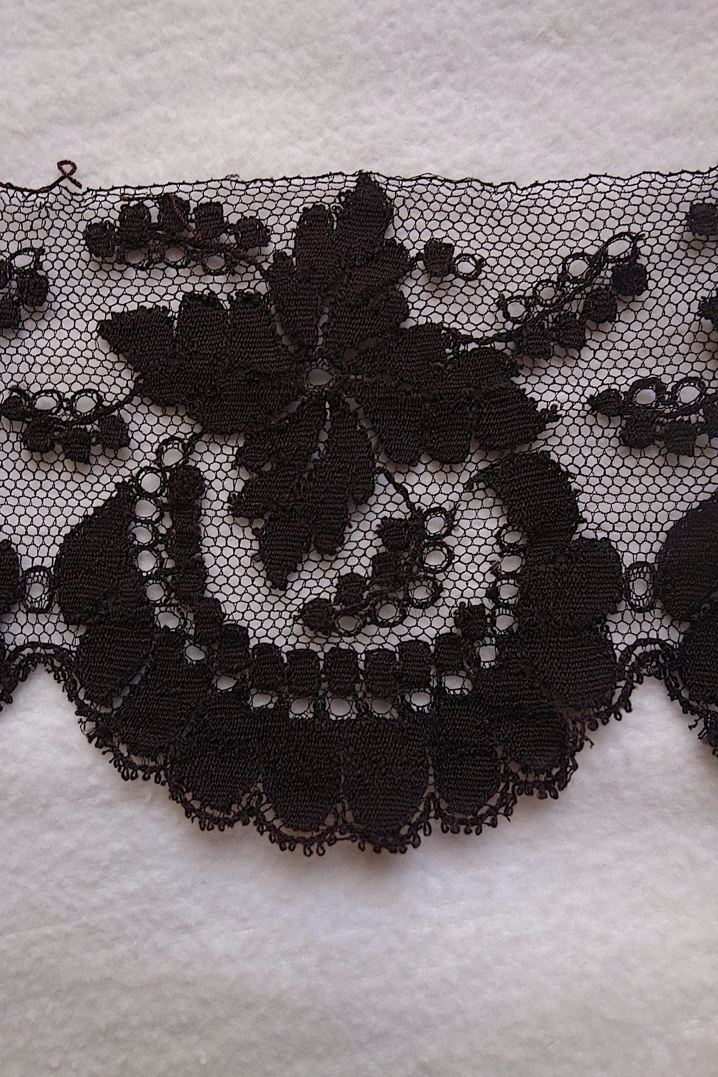 アンティークレース 黒レース　lots1 ブロンド
