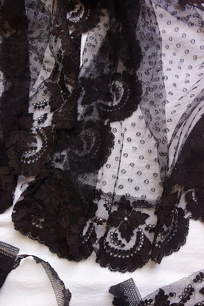 アンティークレース 黒レース　lots1 ブロンド