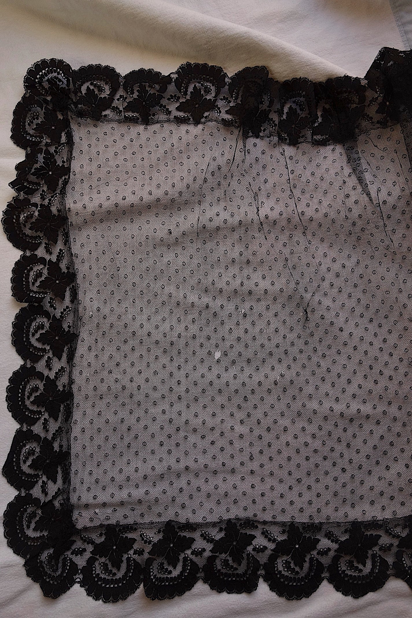 アンティークレース 黒レース　lots1 ブロンド