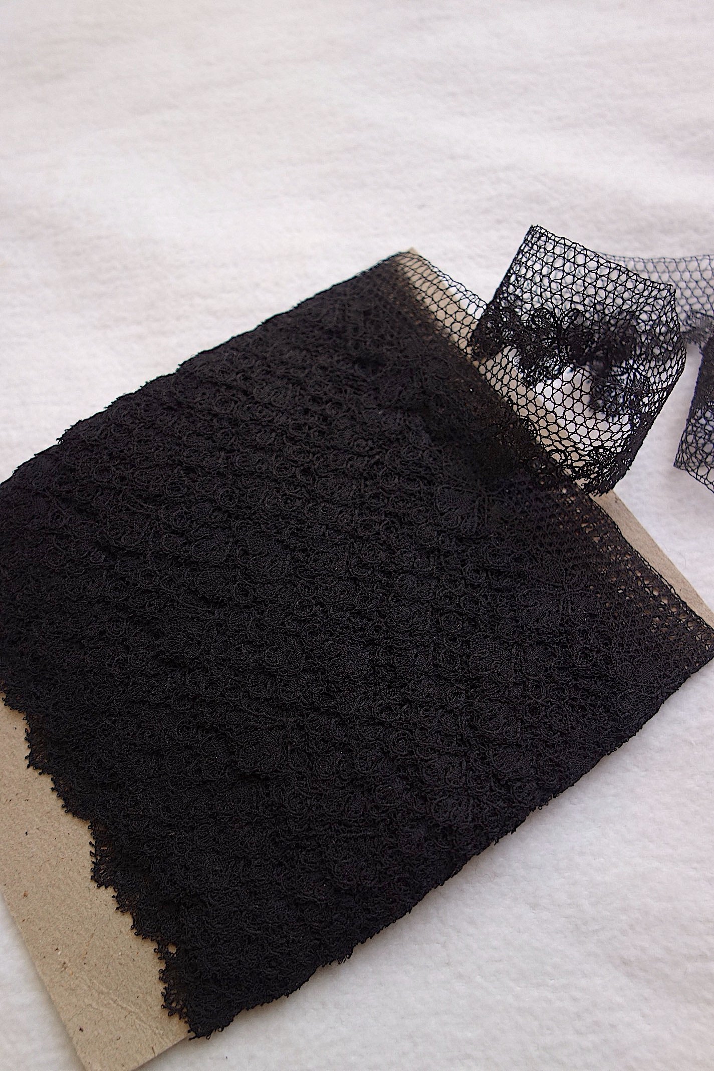 アンティークレース 黒レース　lots1 ブロンド