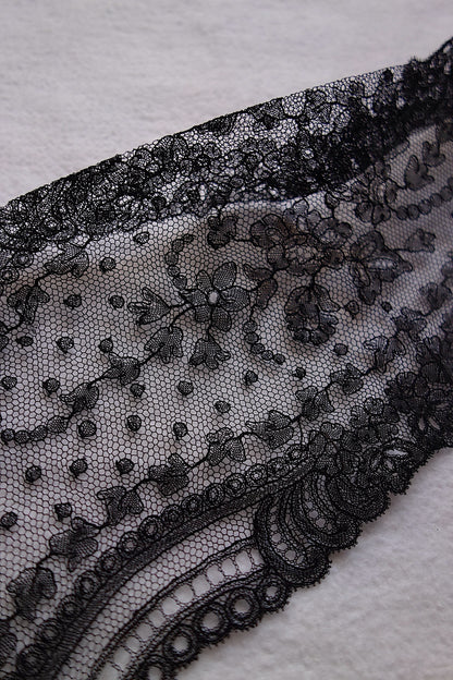 アンティークレース 黒レース　lots2 シャンティイ