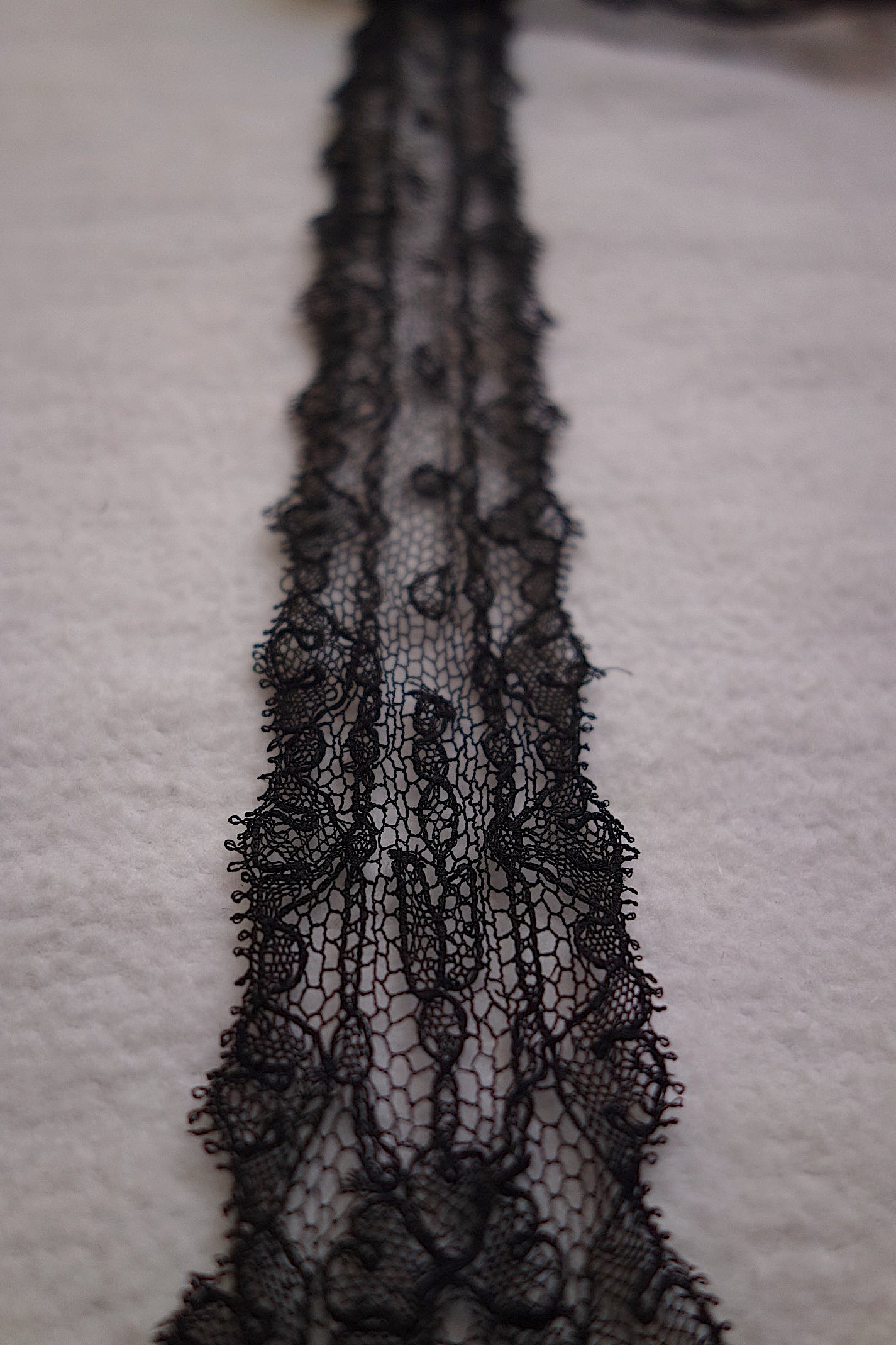 アンティークレース 黒レース　lots2 シャンティイ