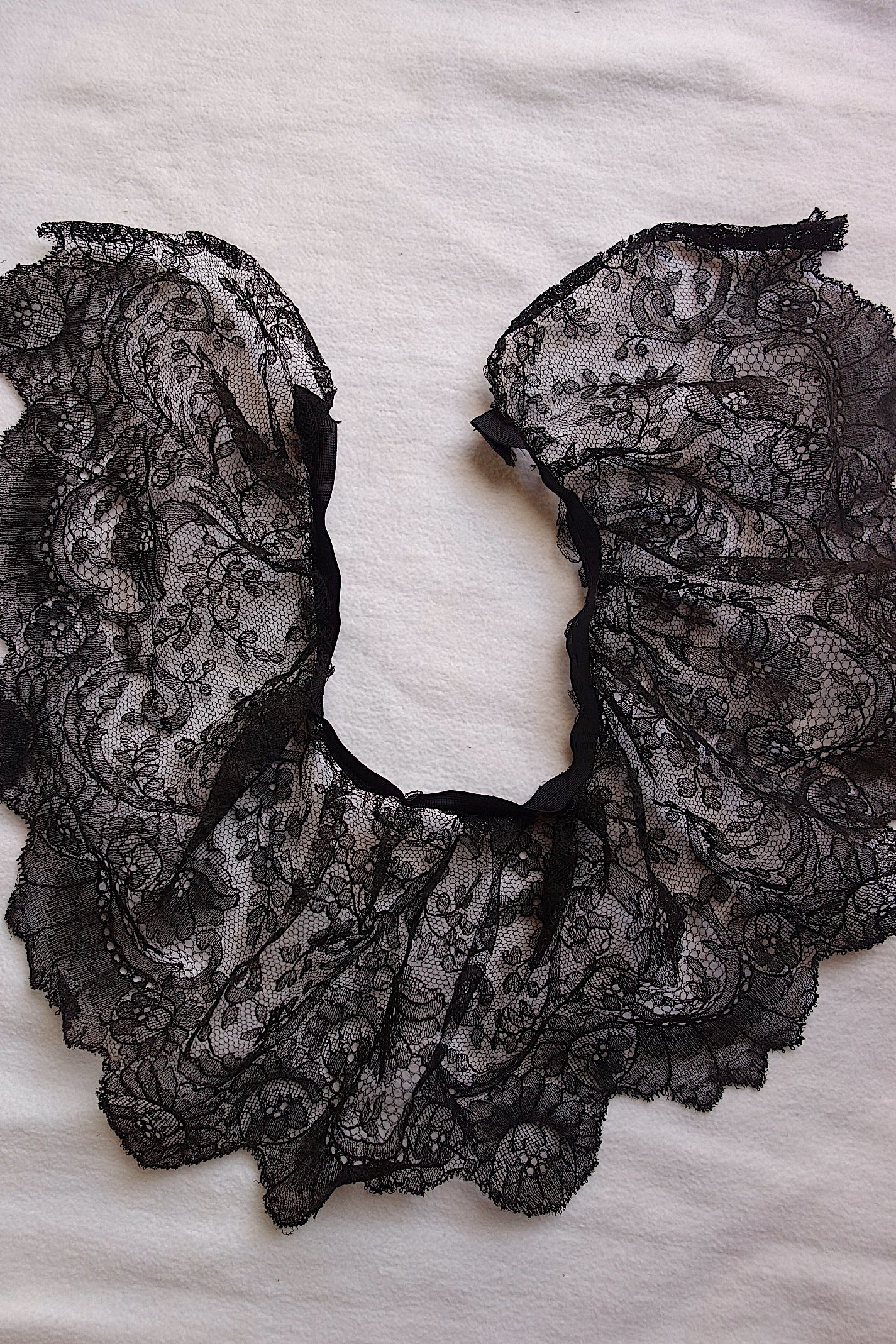 アンティークレース 黒レース　lots2 シャンティイ