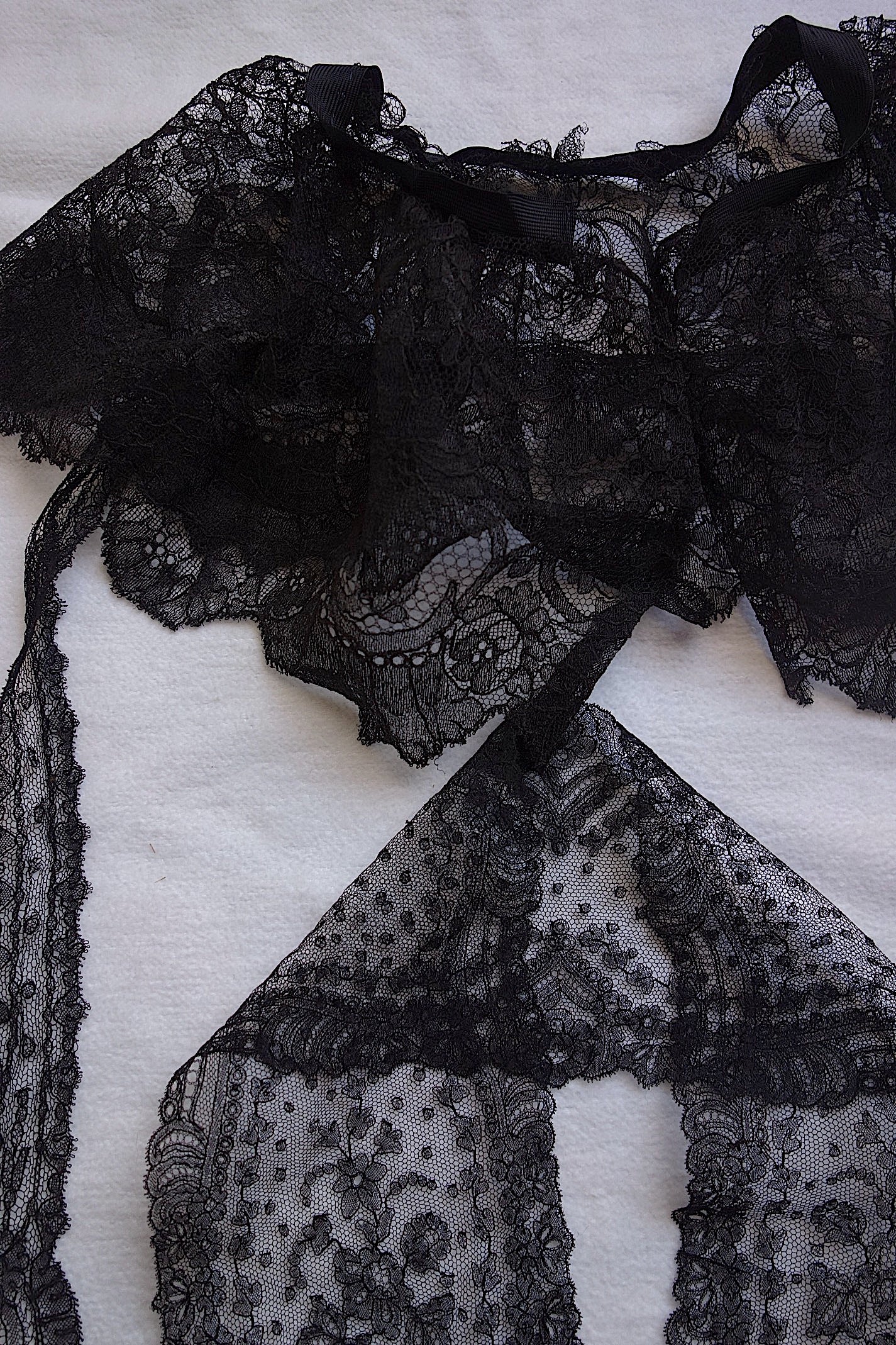 アンティークレース 黒レース　lots2 シャンティイ