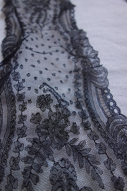 アンティークレース 黒レース　lots2 シャンティイ