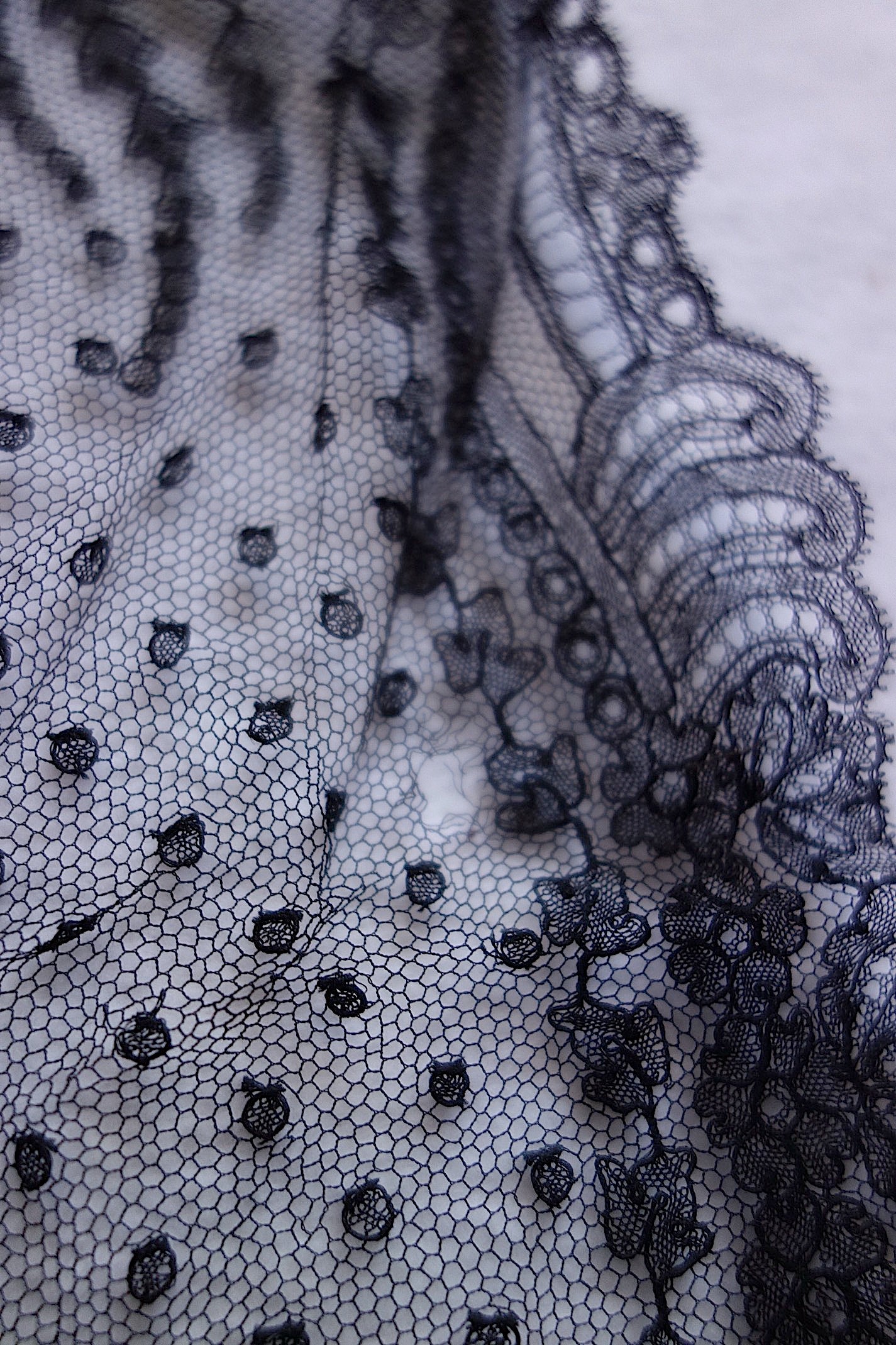 アンティークレース 黒レース　lots2 シャンティイ