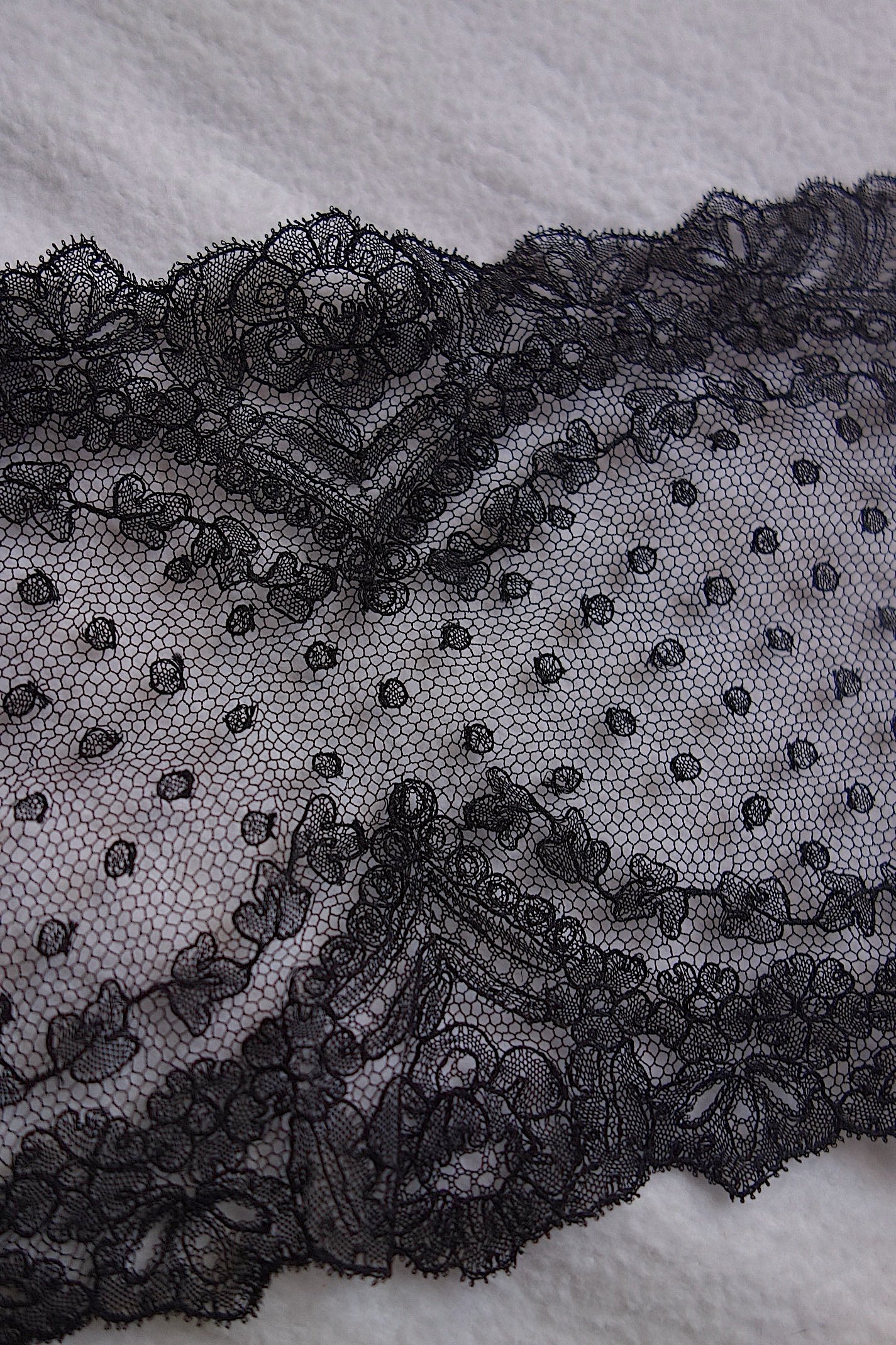 アンティークレース 黒レース　lots2 シャンティイ