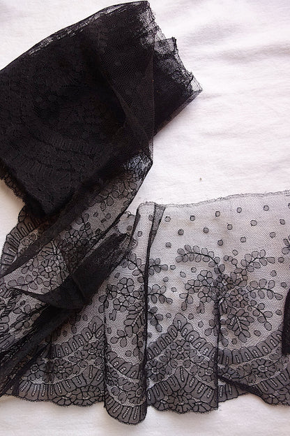 アンティークレース 黒レース　lots4 シャンティイ