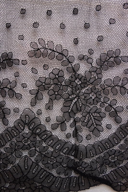 アンティークレース 黒レース　lots4 シャンティイ