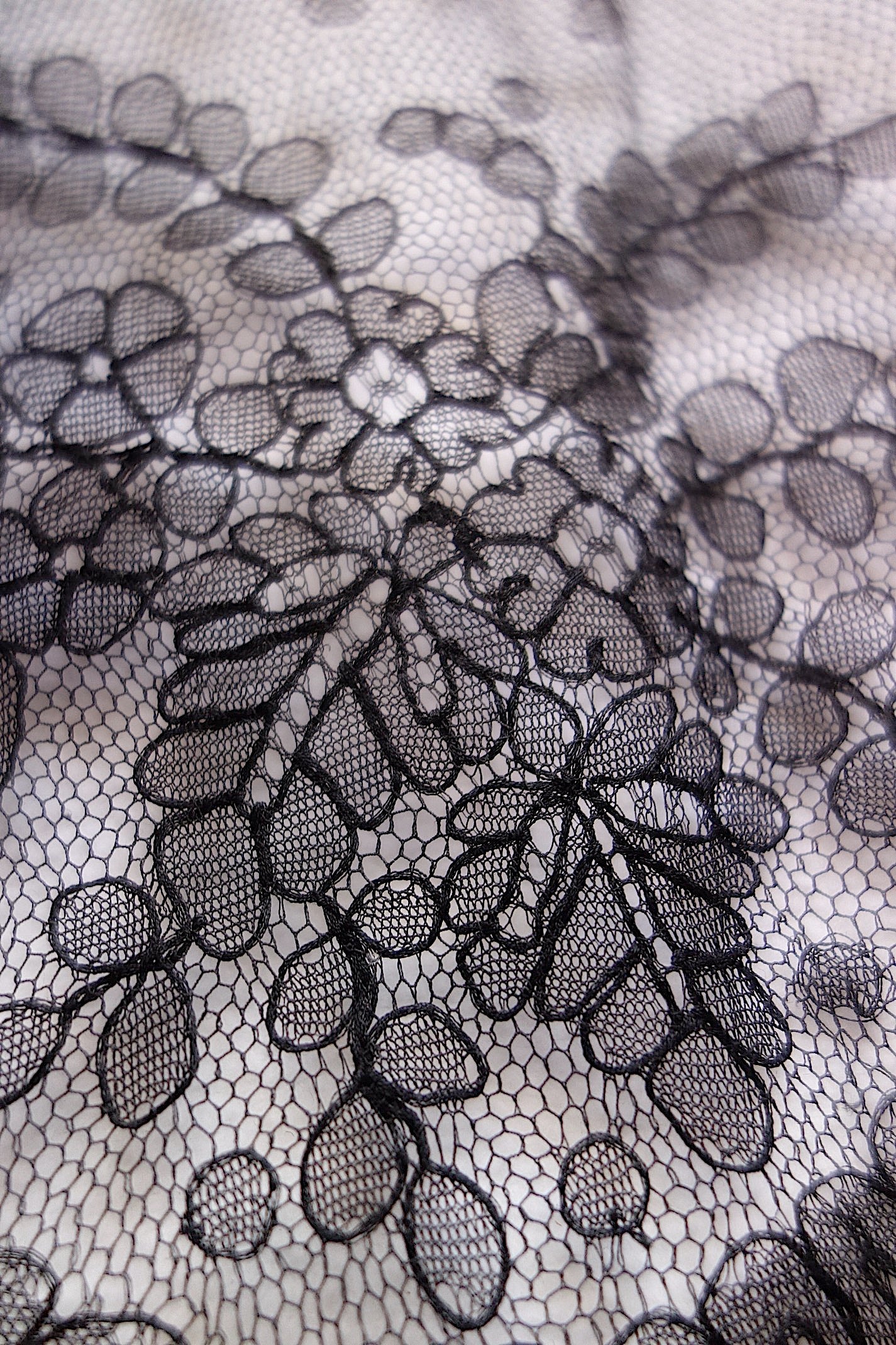 アンティークレース 黒レース　lots4 シャンティイ
