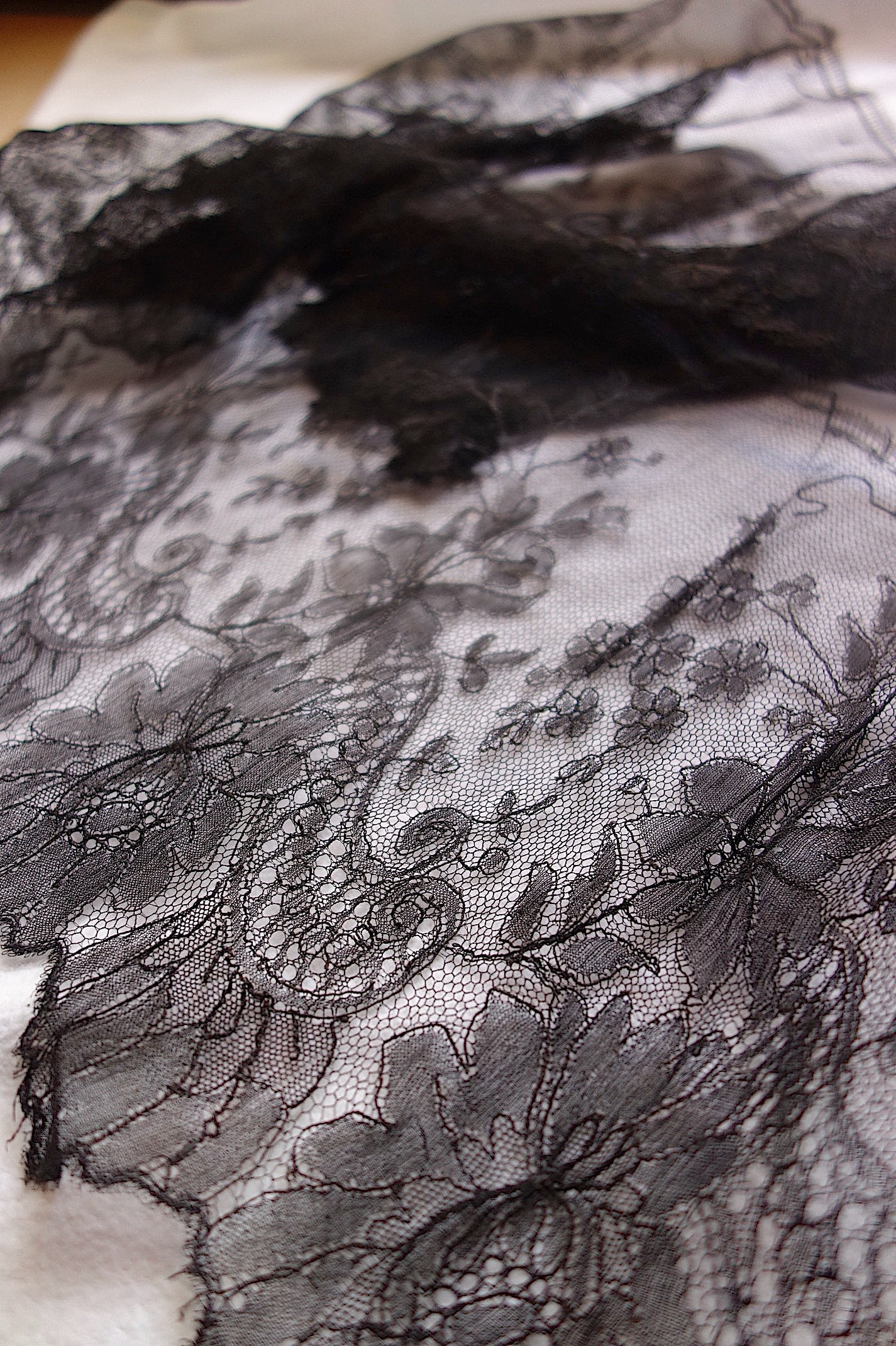 アンティークレース 黒レース　lots5 シャンティイ