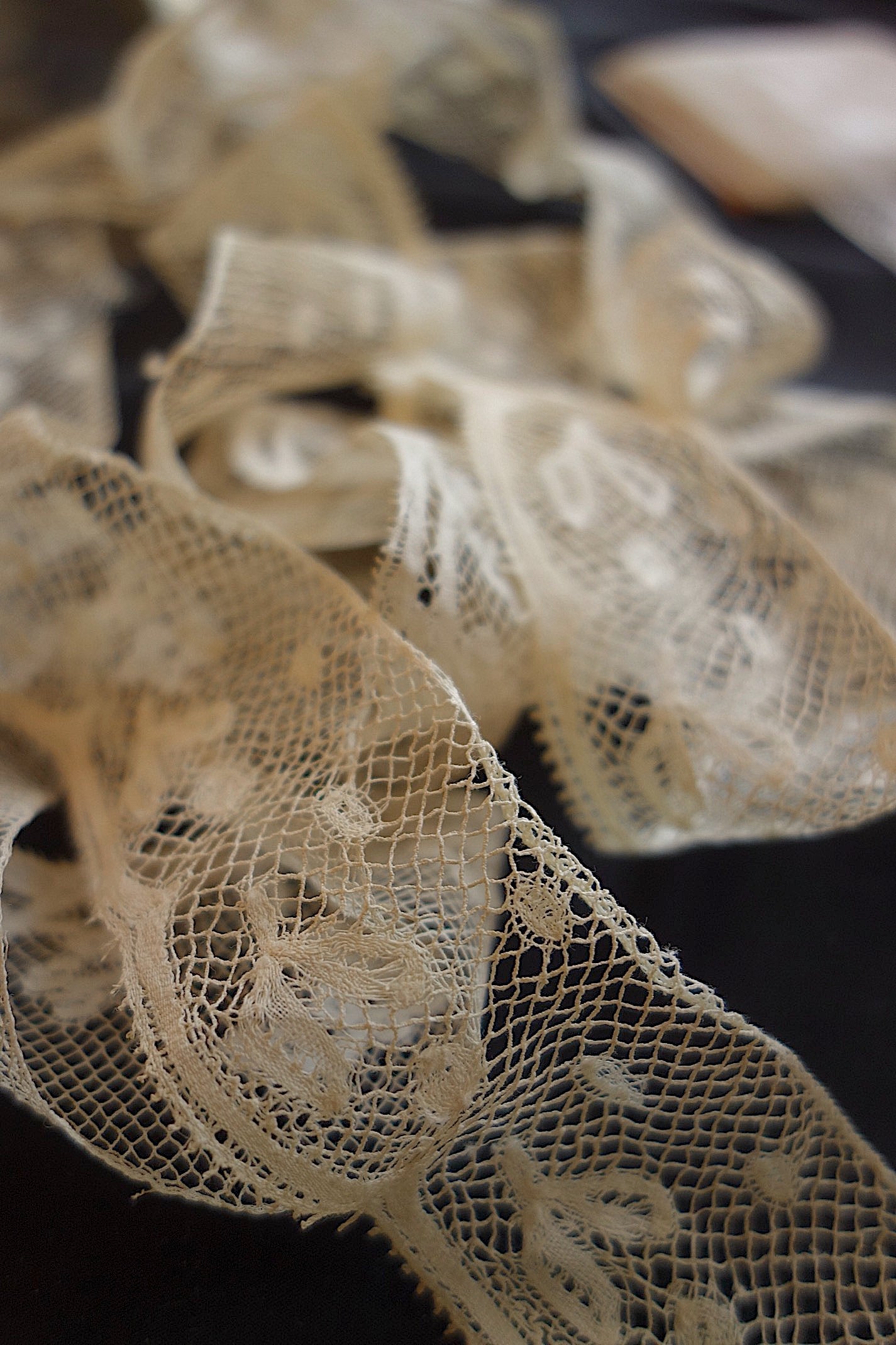 アンティークレース 3種