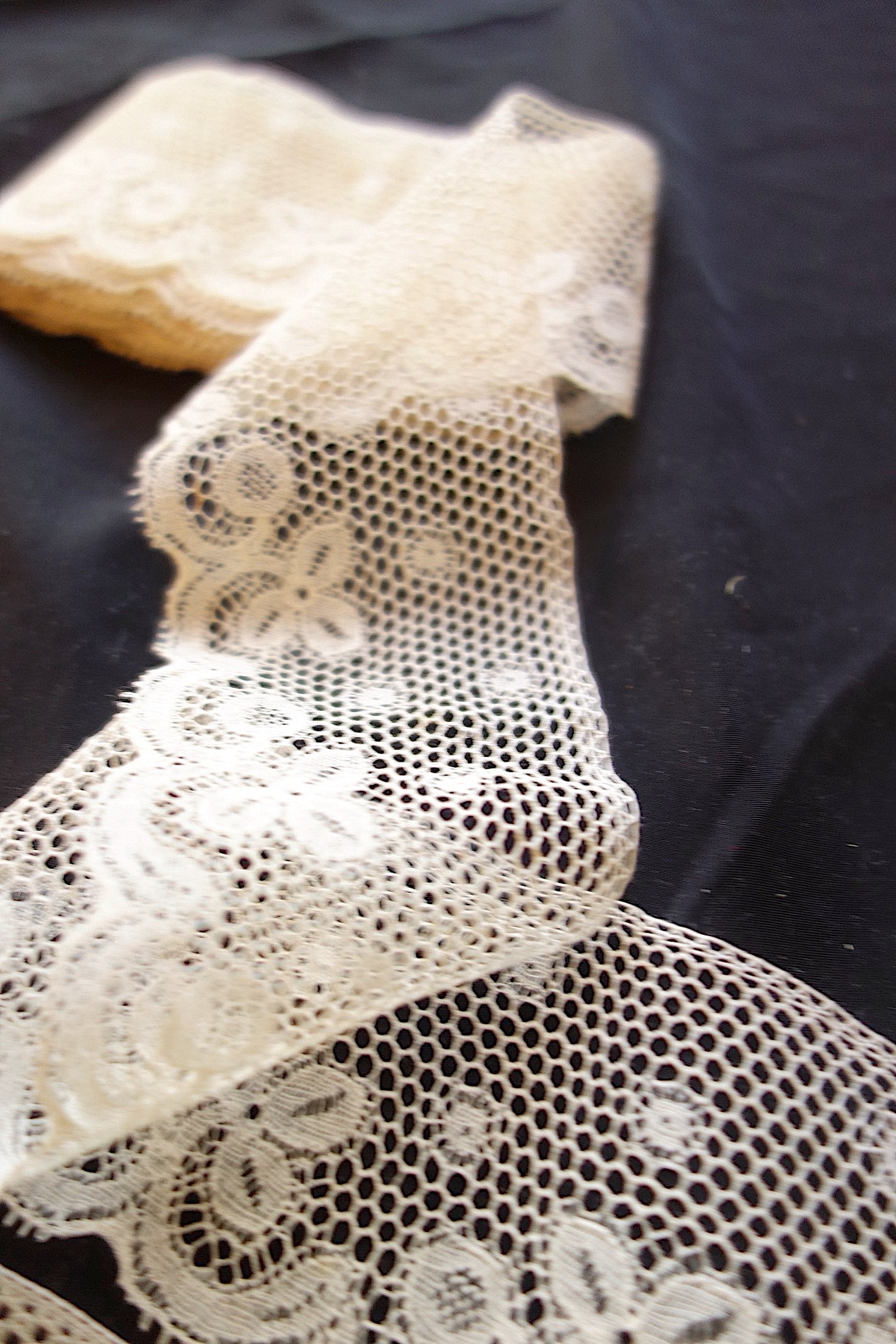 アンティークレース 3種