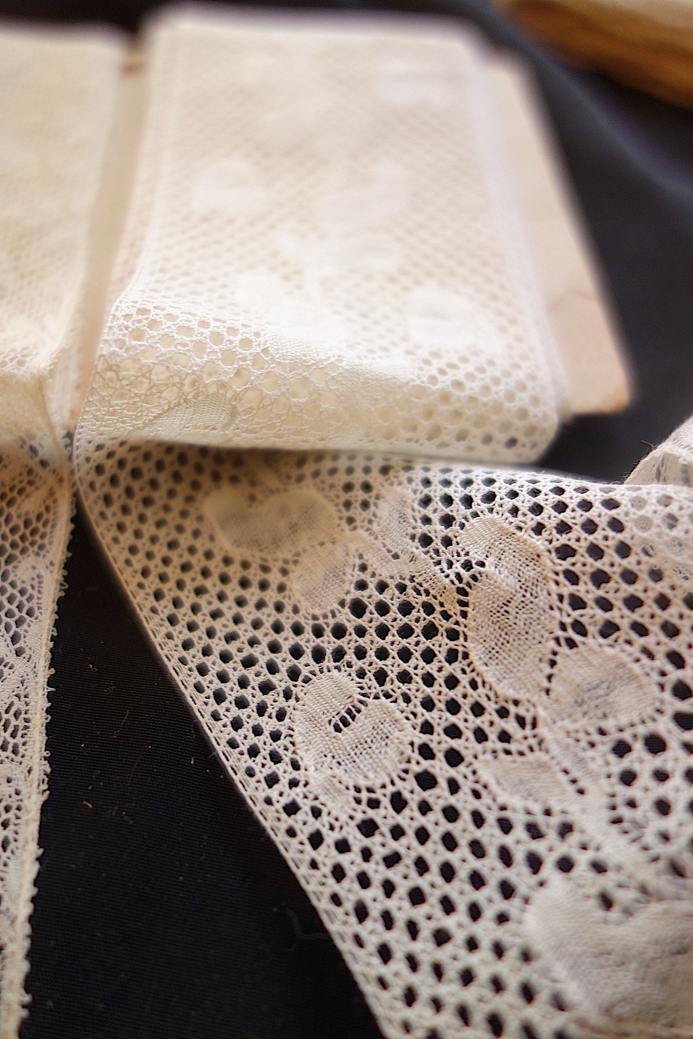 アンティークレース 3種