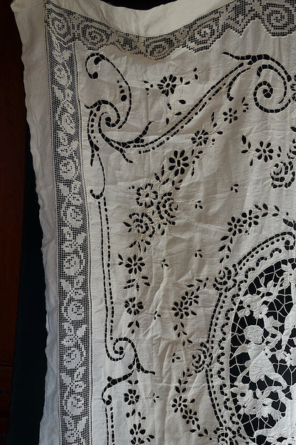 アンティーク刺繍　クロス　カーテン