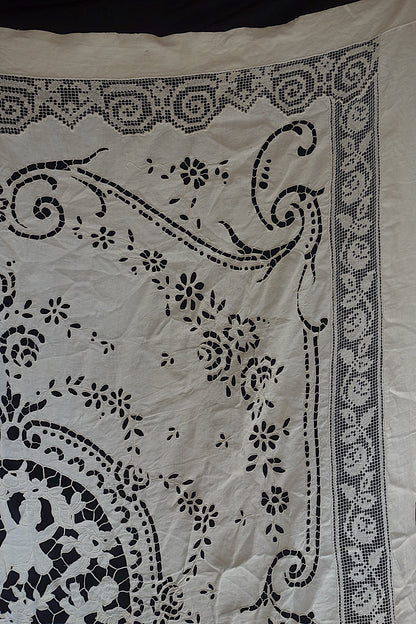 アンティーク刺繍　クロス　カーテン