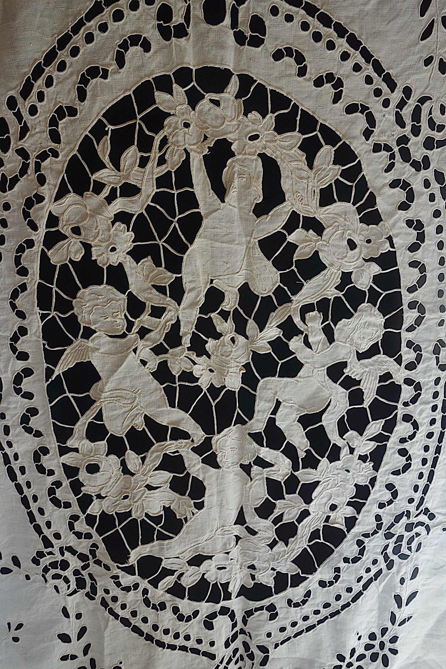 アンティーク刺繍　クロス　カーテン