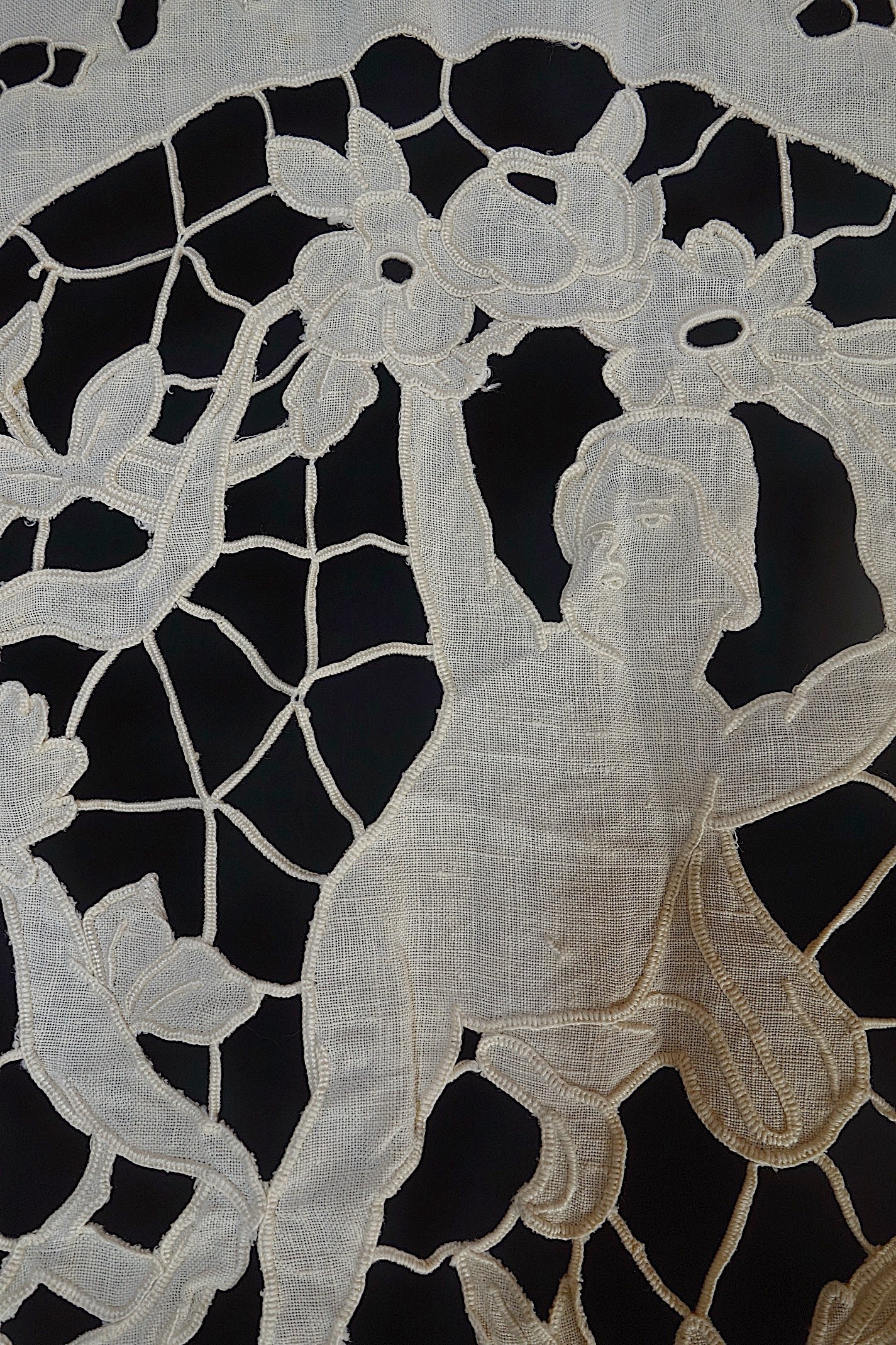 アンティーク刺繍　クロス　カーテン