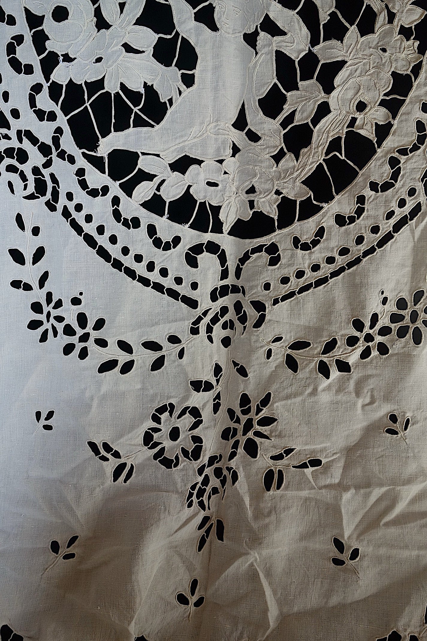 アンティーク刺繍　クロス　カーテン