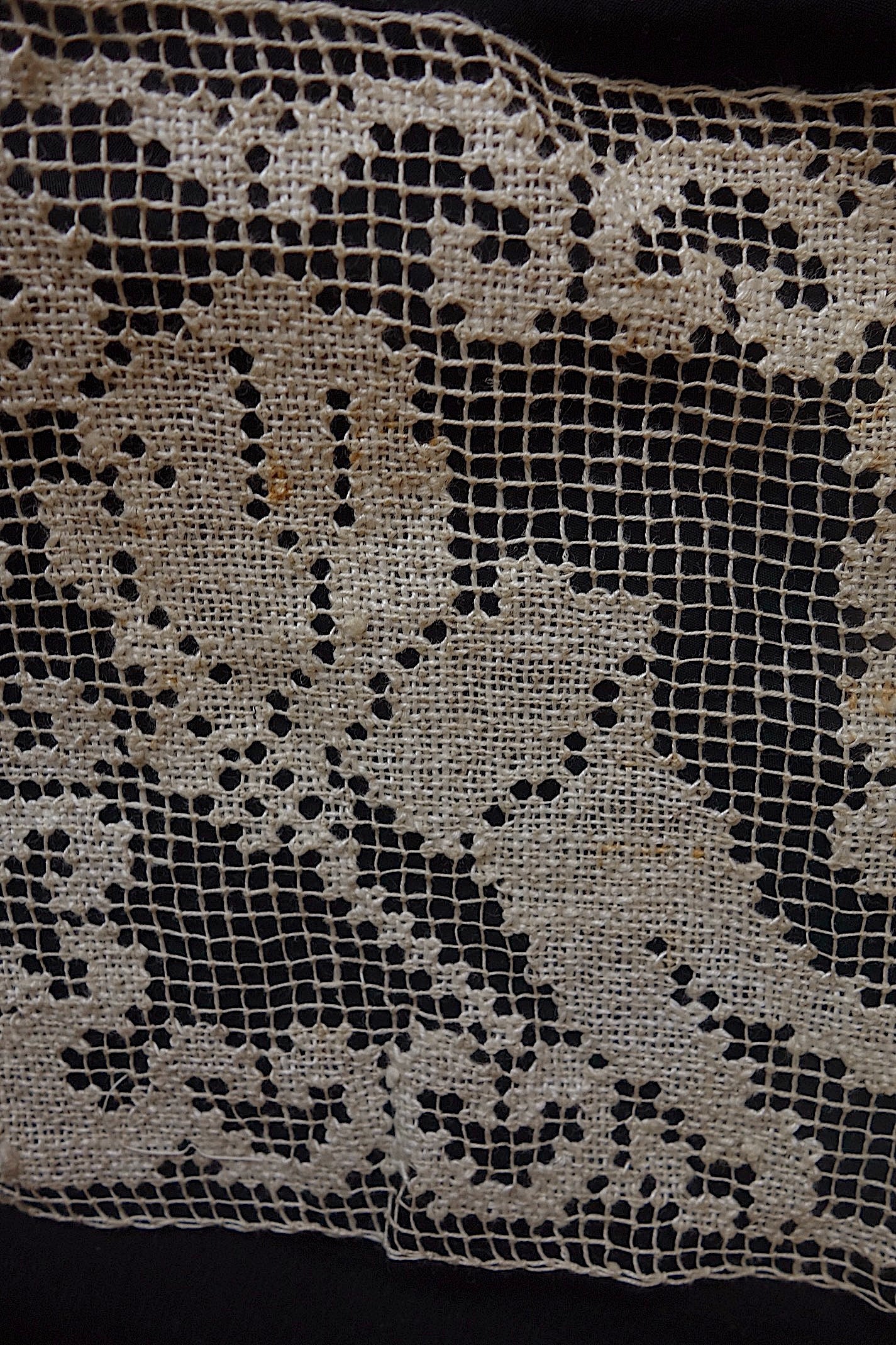 アンティークレース　モチーフ