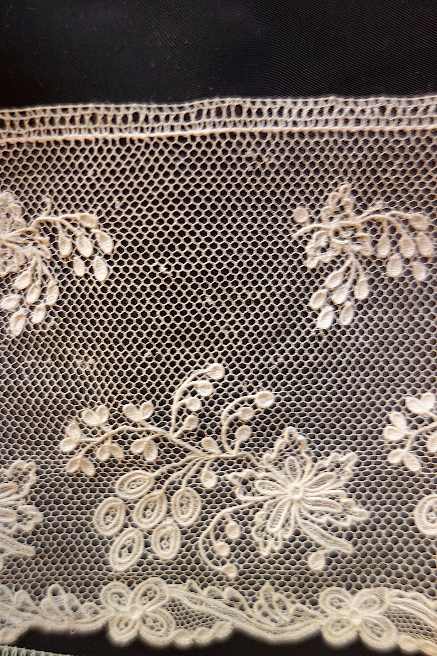 アンティークレース アランソン　60＋90cm　40cm