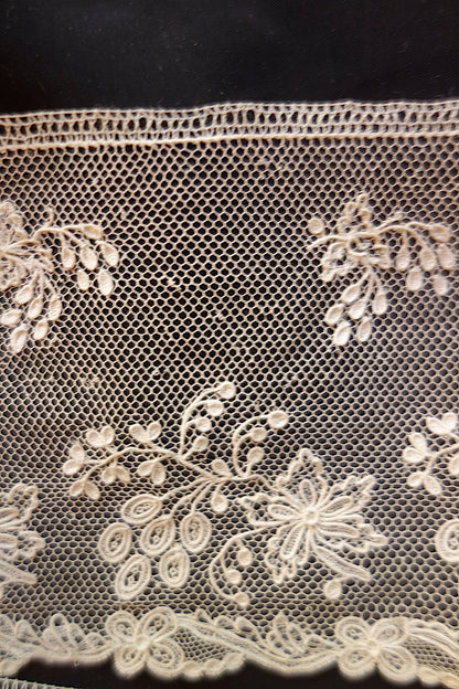 アンティークレース アランソン　60＋90cm　40cm
