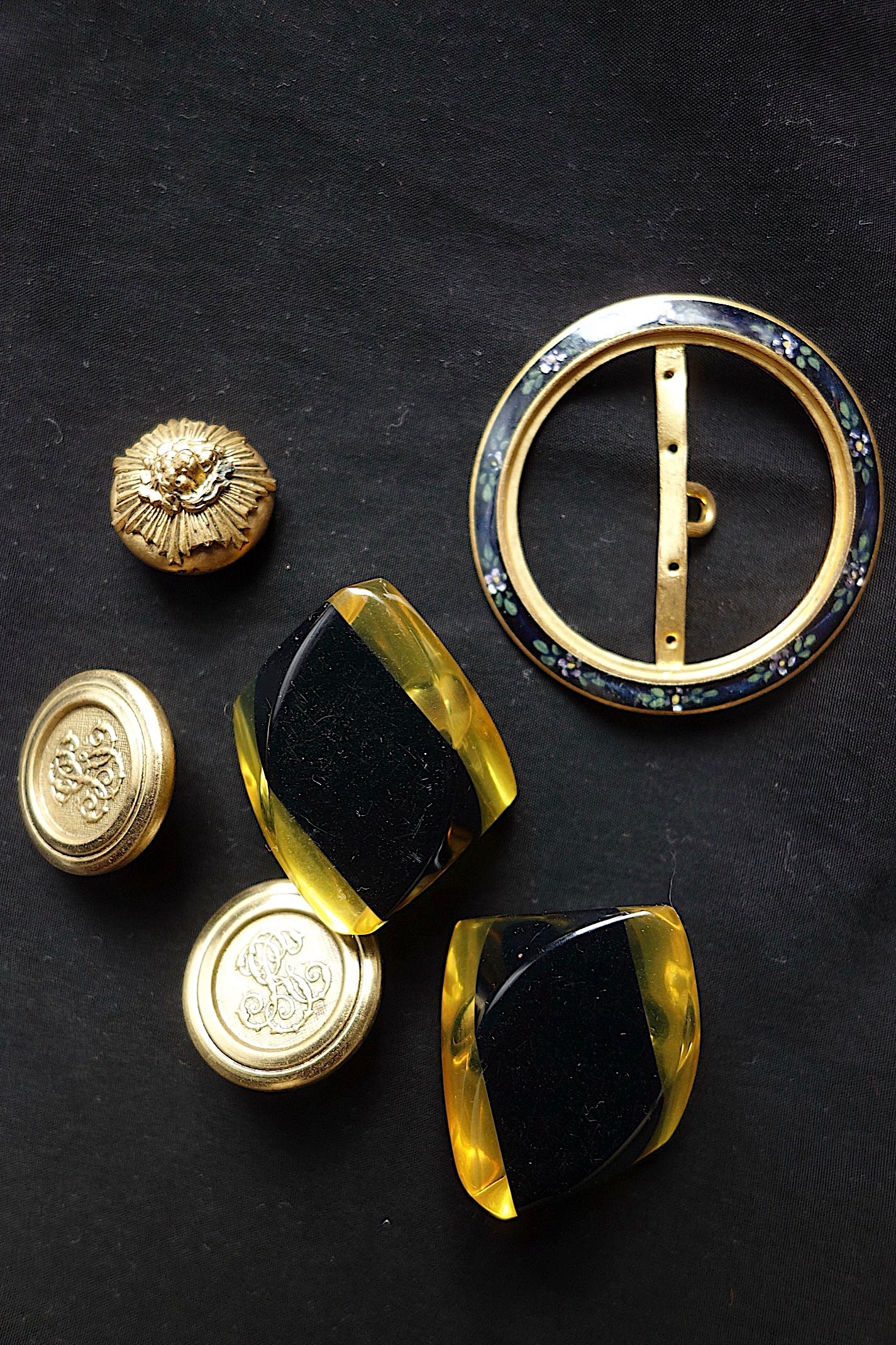 ヴィンテージボタン　lots2 vintage+antique