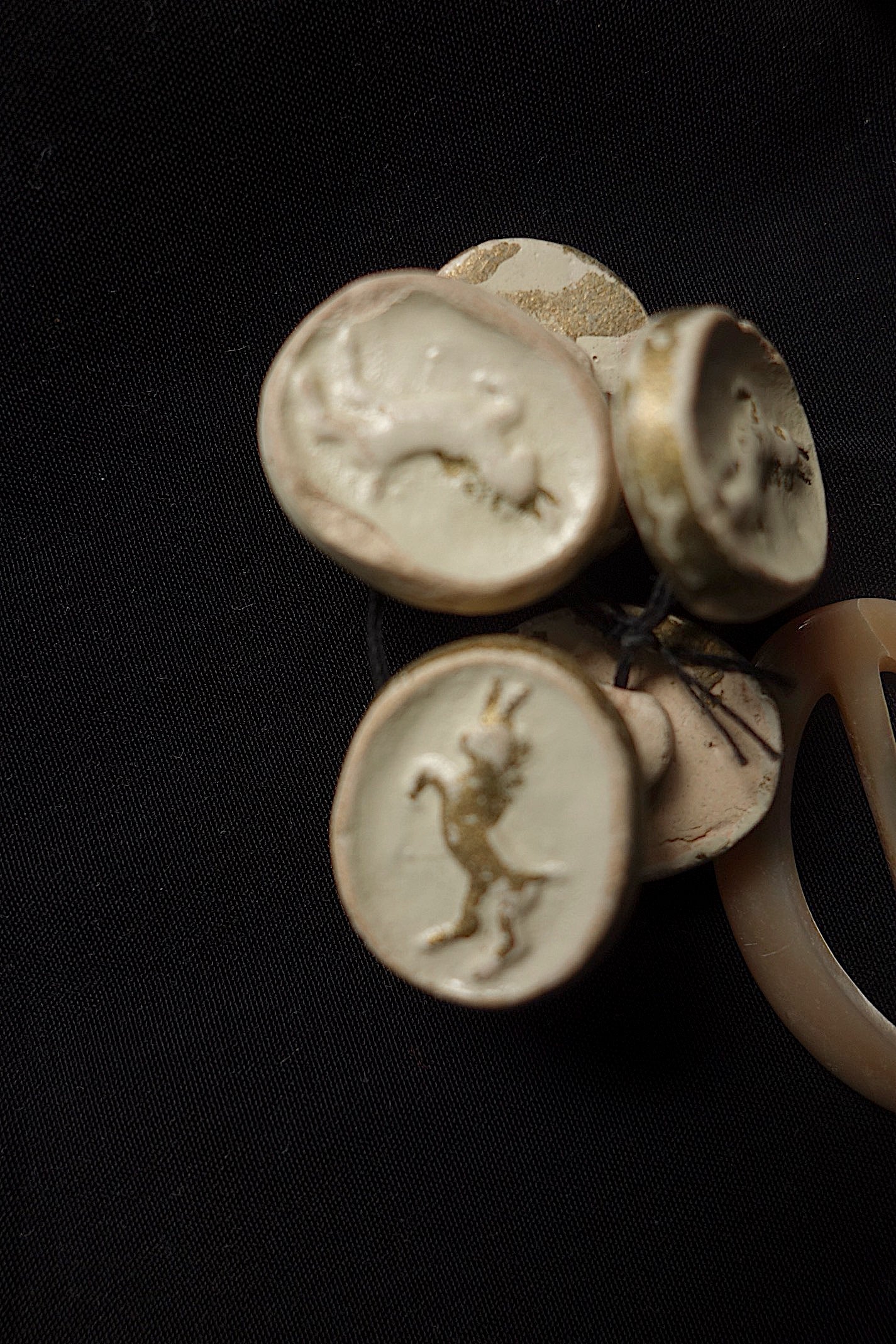 アンティークボタン　lots3