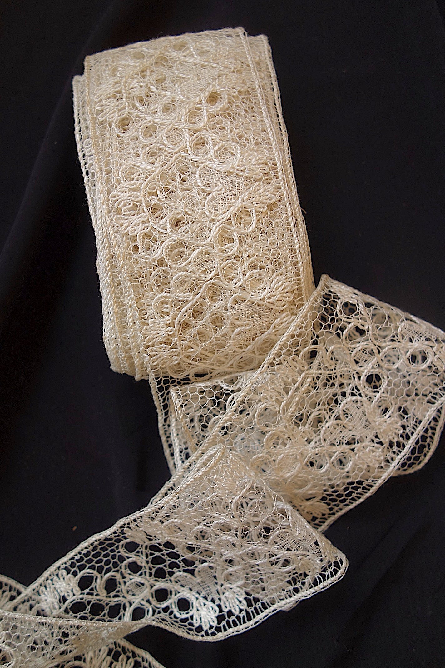 アンティークレース　620cm