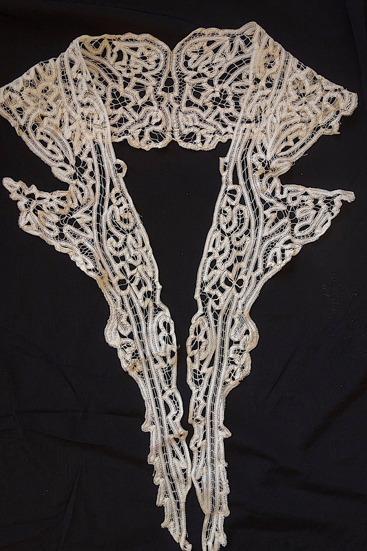 アンティークレース　ブロードレース襟